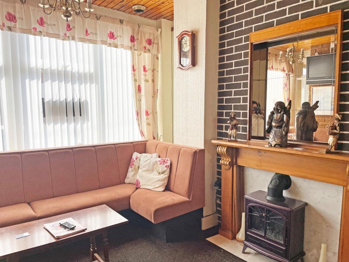 Balin Helmshore Hotel Блекпул Екстериор снимка
